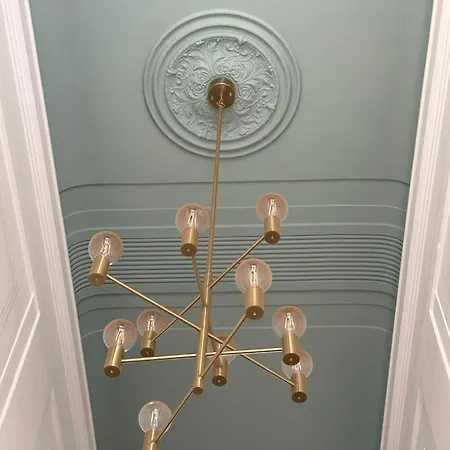 Art Nouveau With Garden In Apartment *