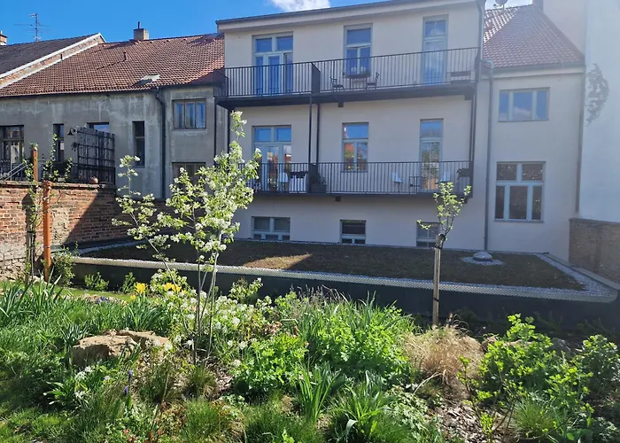 Original With Garden In Appartement *